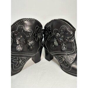Floral Cowboy Boots sz 7.5